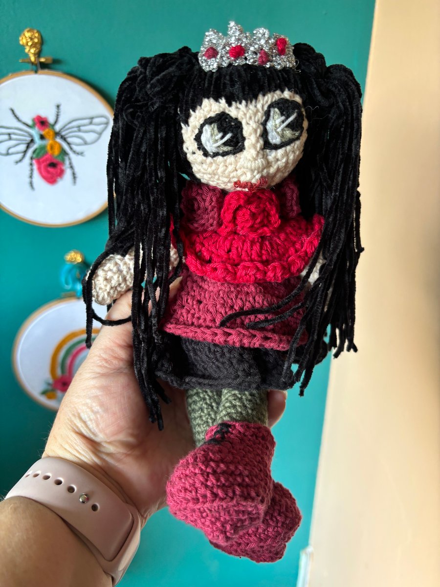 Rosa Nocturne the summer fairy 