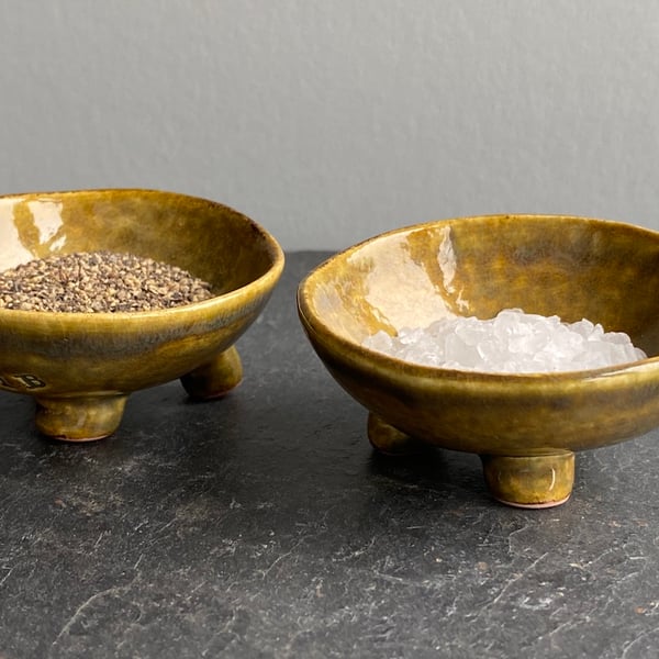 Handmade set of two seasoning bowls