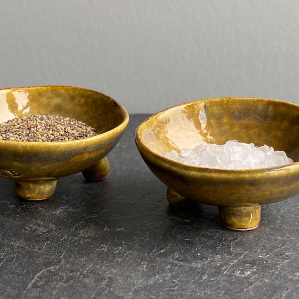 Sale Handmade set of two seasoning bowls