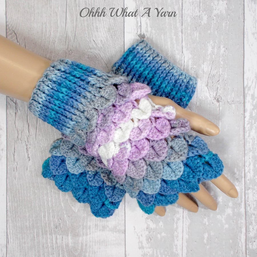 Crochet gloves. Blue, grey and lilac dragon scale gloves. Fingerless gloves. 