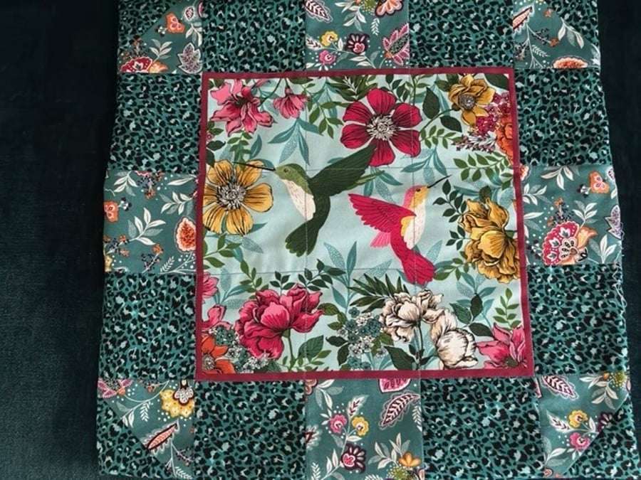 Humming Bird cushion cover