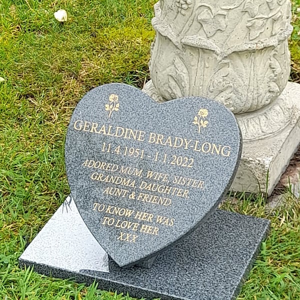  Memorial Grave Marker Heart GraveStone Granite Slanted Memorial Plaque Stone