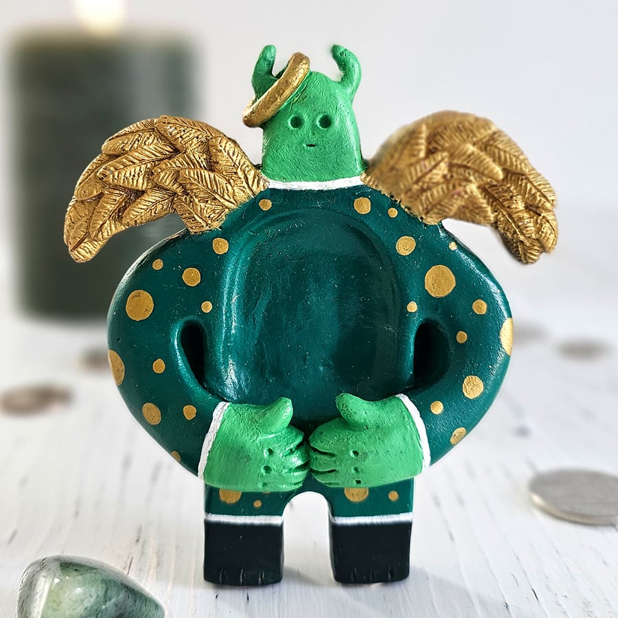 Magical Servitor Desk Buddy for Money, Wealth & Abundance SDB-W01