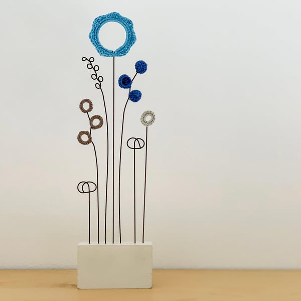Letterbox Wire Crochet Flowers - Blue hues in white block
