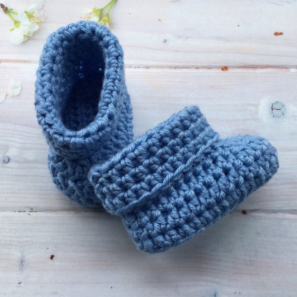 Crochet Baby Booties in Cashmere Merino Silk Mix 
