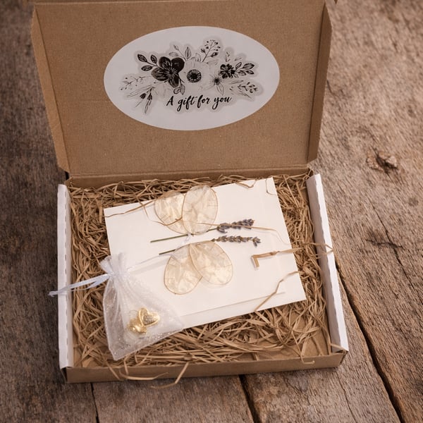 Hand made eco gift set with dried flowers
