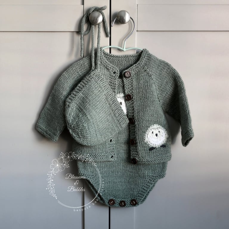 Newborn Baby Knitted Set - Sage Green - 100% Merino Wool