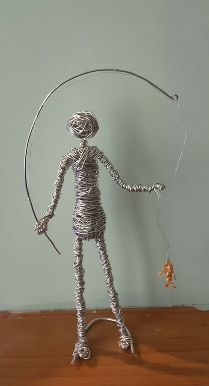 Fishing wire art sculpture 