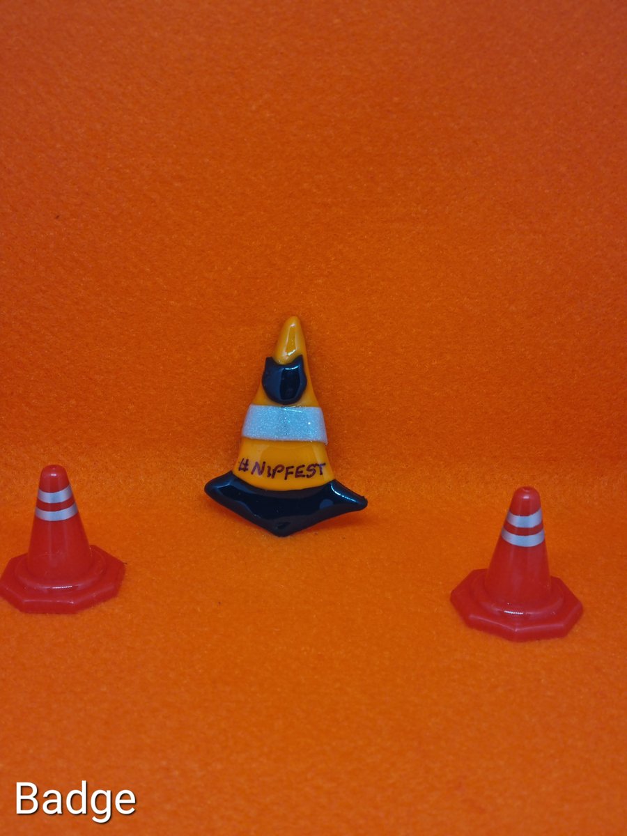 Everton FC Traffic Cone Pin Badge - Official Clubs Football Memorabilia