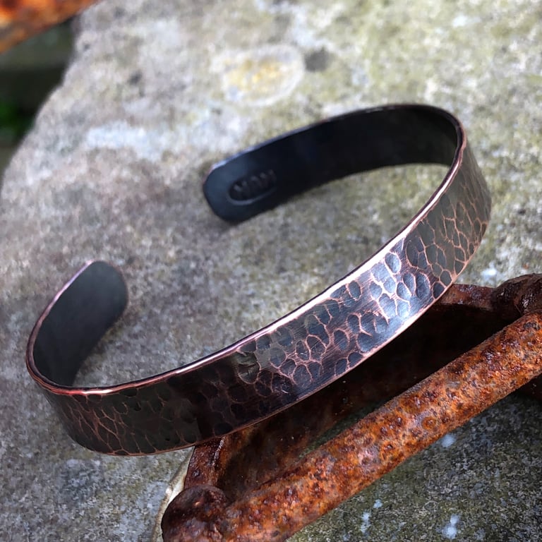 Hammered copper bangle - MADE TO ORDER