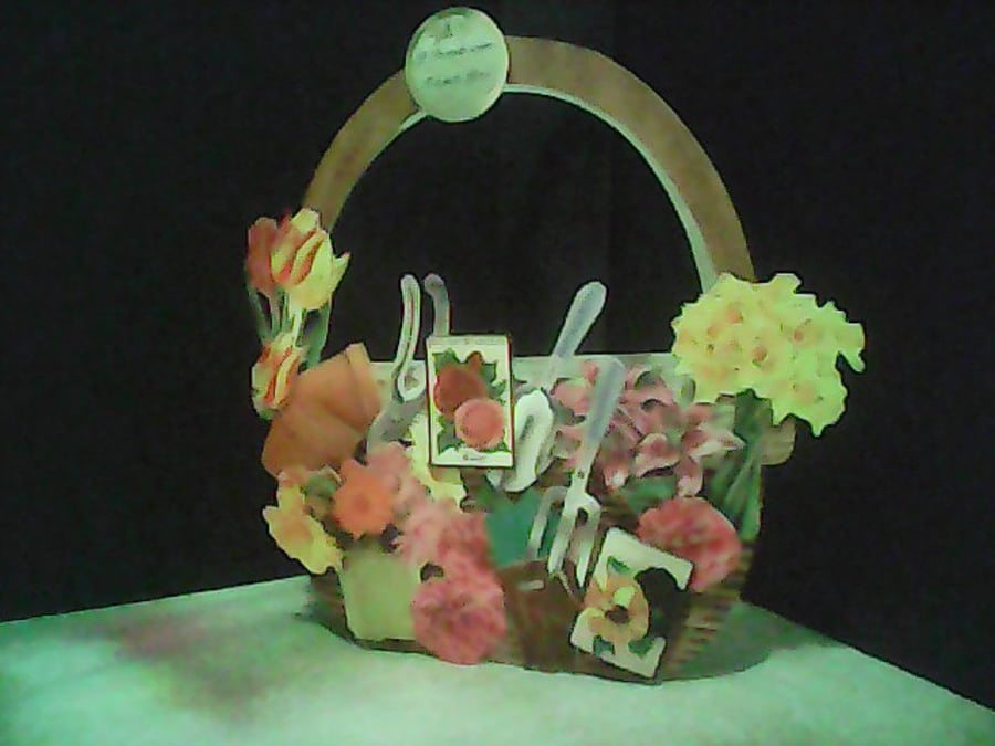 GARDEN BASKET CARD