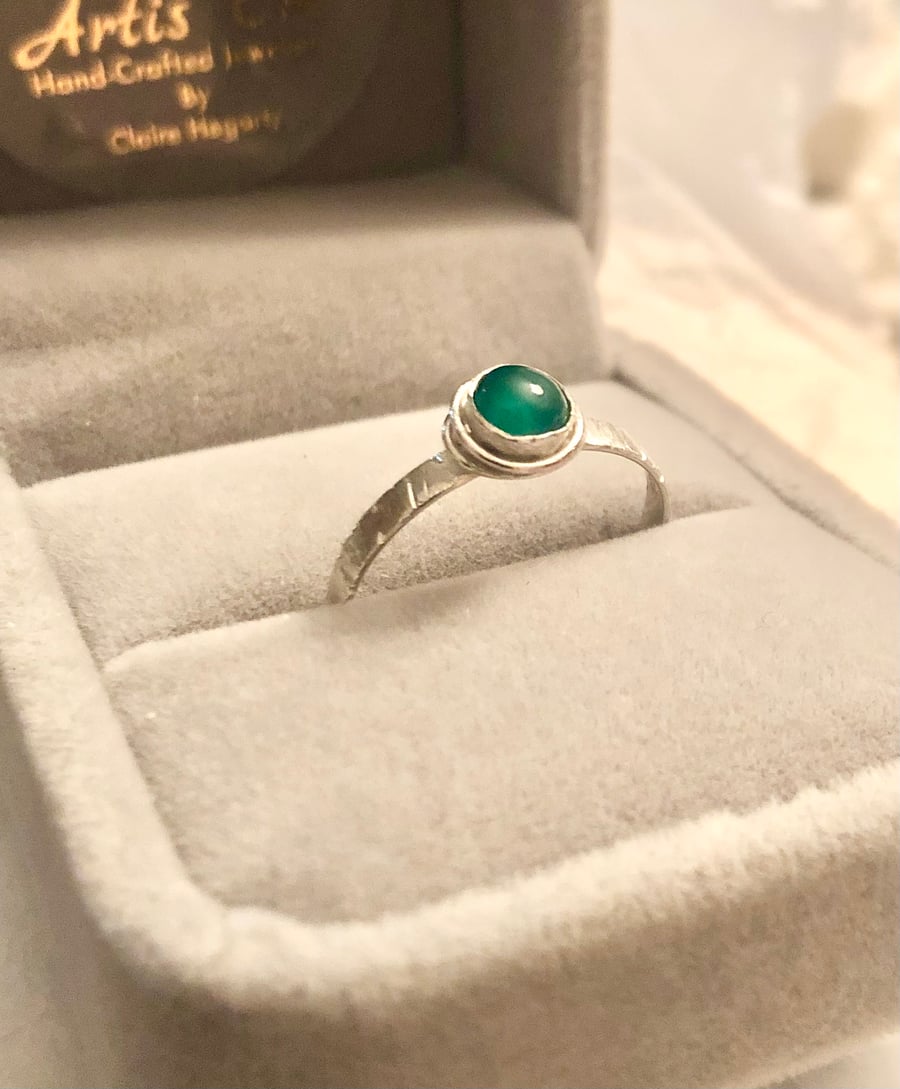 The Cara Ring  green Onyx halo twist ring Sterling Silver size R