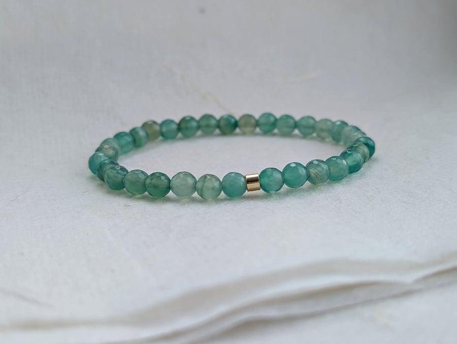 Sea green agate gemstone stretch bracelet 