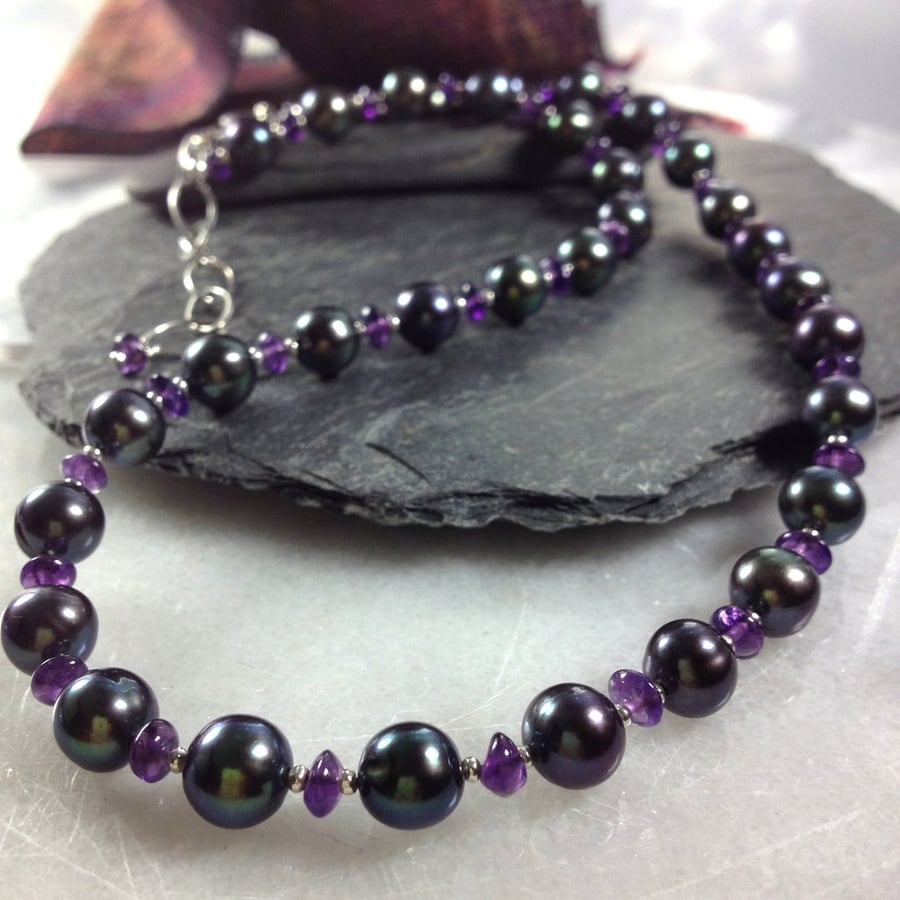 Peacock pearl,amethyst and silver necklace.