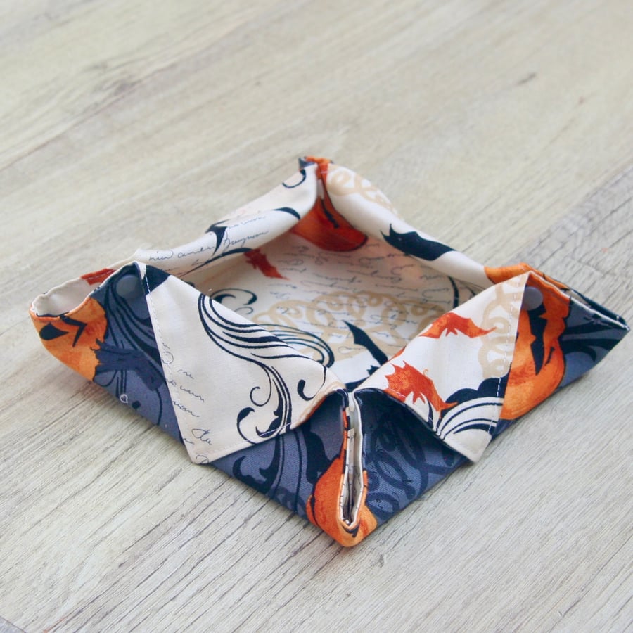 Fabric storage box with Pumpkins and Bats