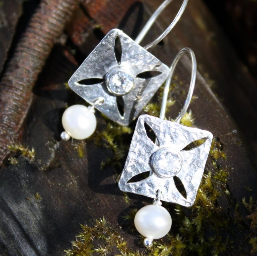  silver pearl and cubic zirconia earrings- Sale