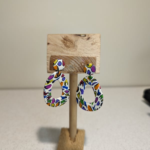Rainbow leopard hollow pebble earrings 