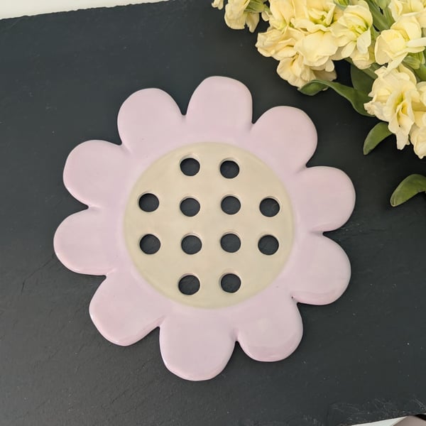 Ceramic pastel lilac large flower frog