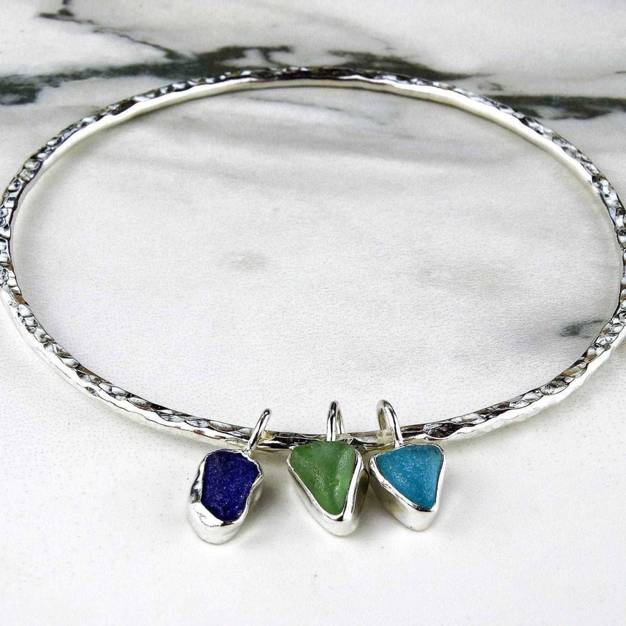 Blue & green sea glass charm bracelet - sea glass bangle - sea glass jewellery
