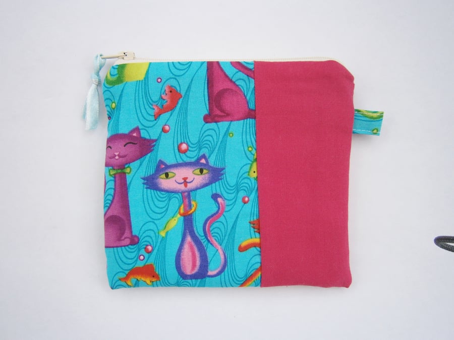 HALF PRICE SALE Colourful Cats   Purse