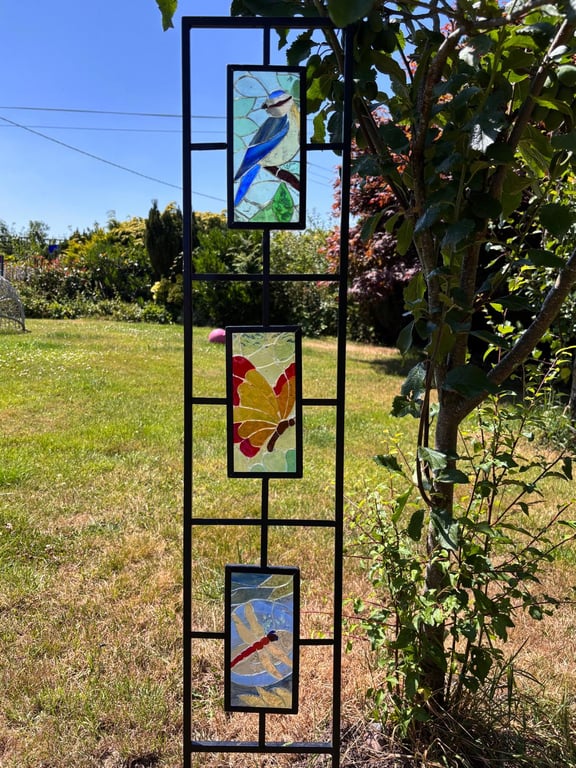 glass mosaic feature