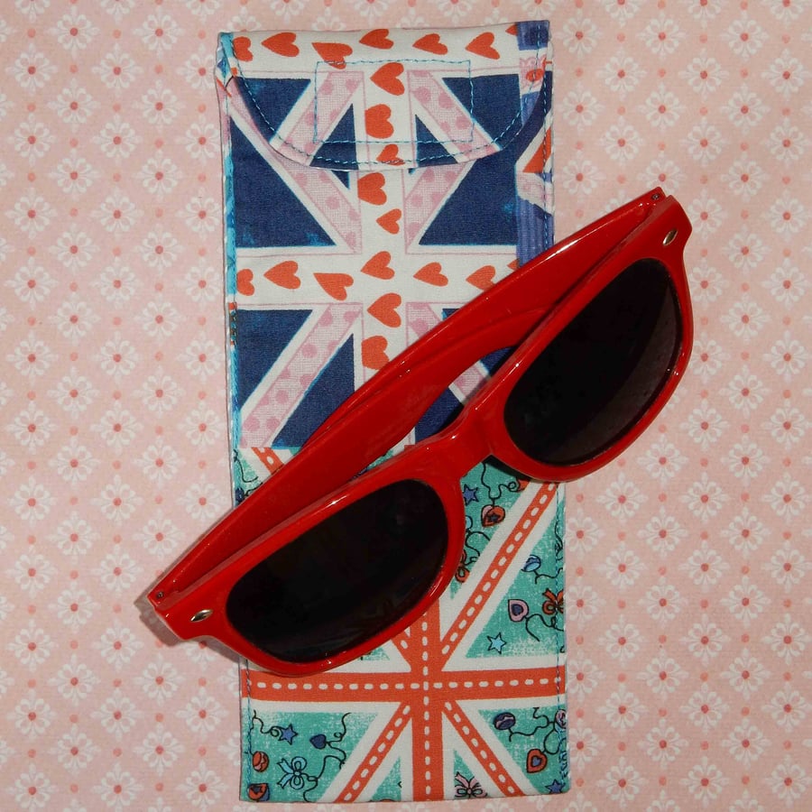Glasses case - Retro Union Jacks