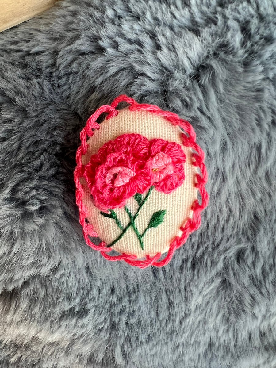 Hand embroidered pin brooch, handmade brooch, floral jewellery, vibrant colours,