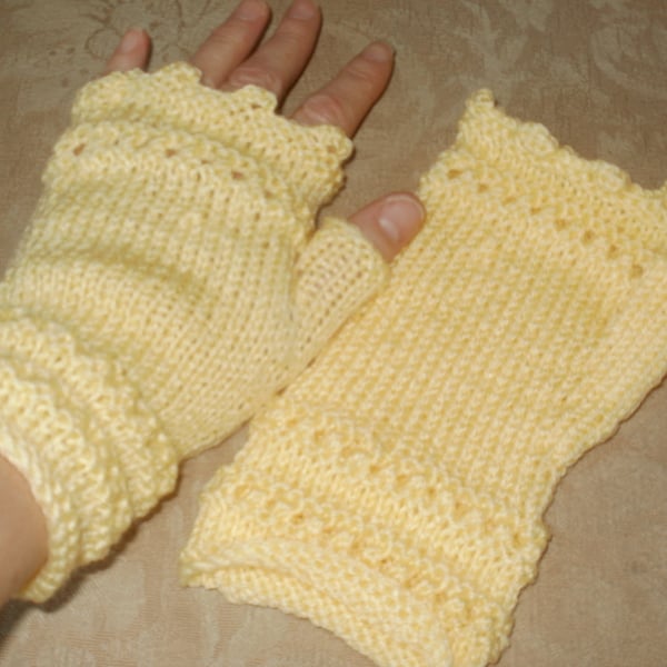 Hand knit lace fingerless gloves
