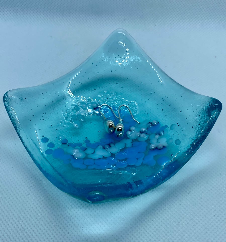 Fused glass dish with breaking wave design