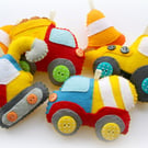 Make Your Own felt Construction Vehicle Garland Kit. Sewing pattern.