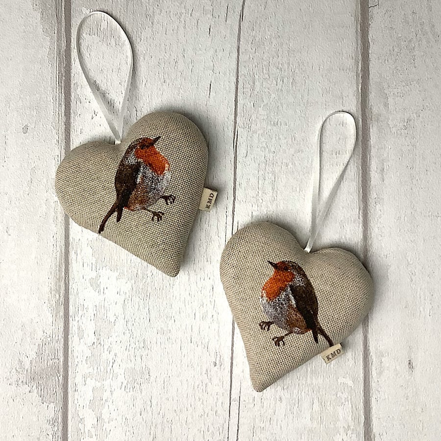 Hanging Heart - Robin