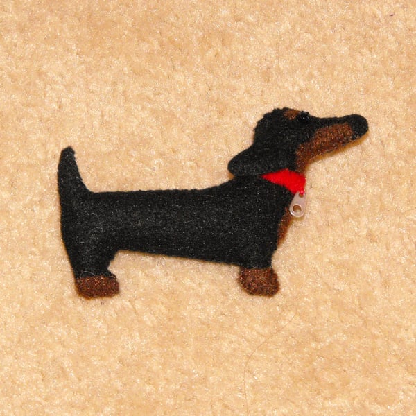 Felt Sausage Dog (Dachshund) Brooch
