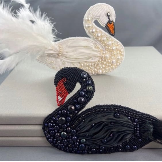 Large Elegant Pearl & Spinel Beaded Swan Brooch Pin Ivory or Black