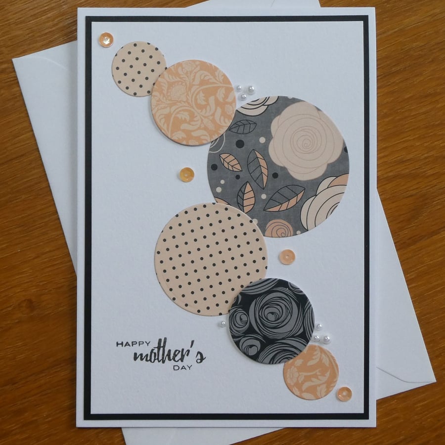 Mother's Day Card - Peach Floral Circles