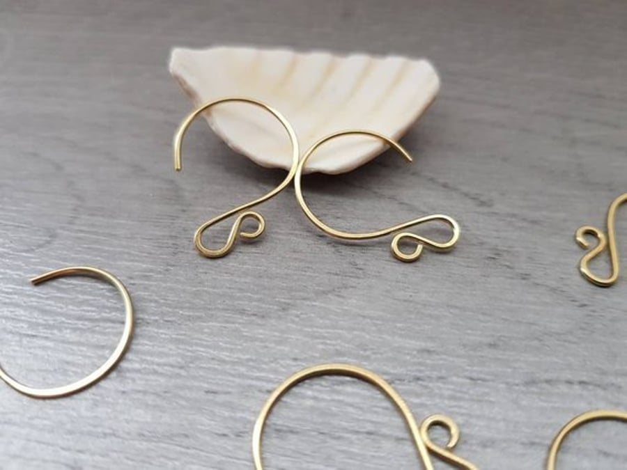 LUNA - Brass Circle Ear Wires - 5, 10 or 20 Pairs