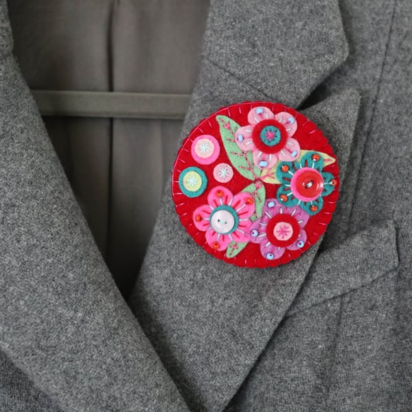 Frida Kahlo inspired handmade statement felt brooch - Lipstick Red