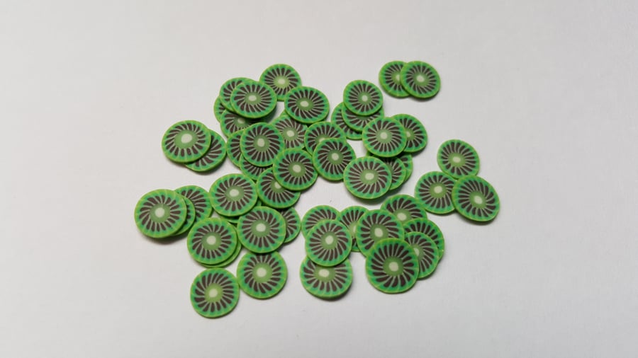 50 x Polymer Clay Cabochons - 6mm - Fruit - Kiwi