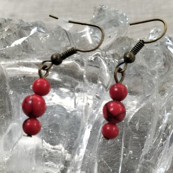 HE3  Red beaded drops