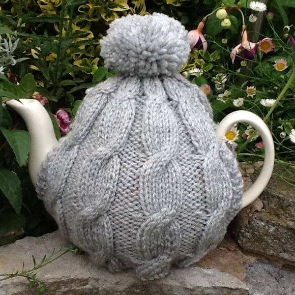 Tea Cosy - Pale Grey fits a 6 cup pot
