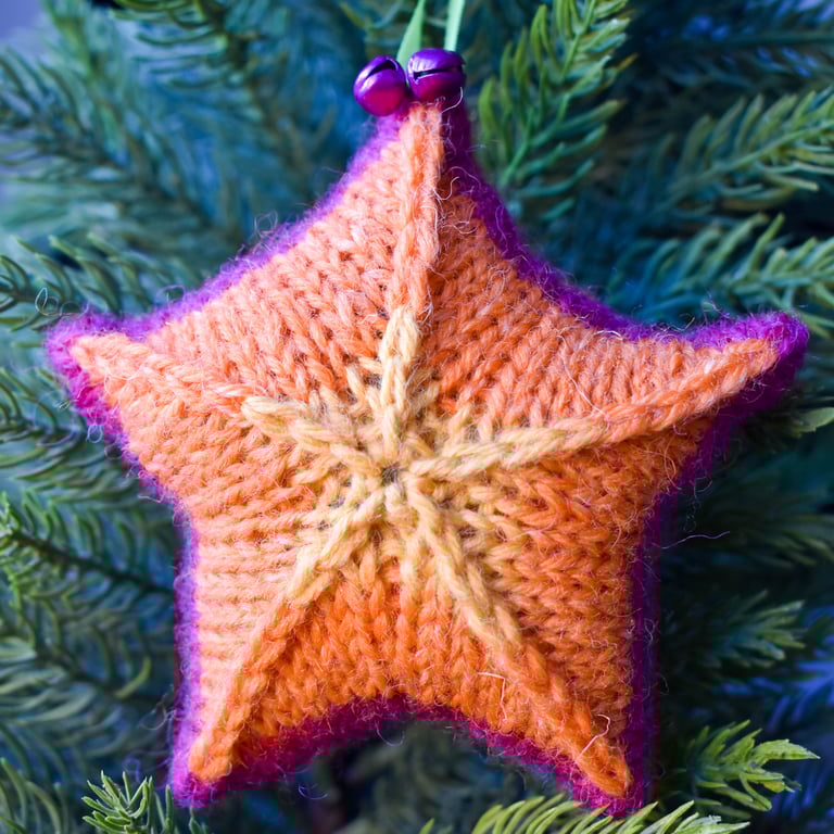 Hand knitted star - Christmas Decorations  - Multicolour