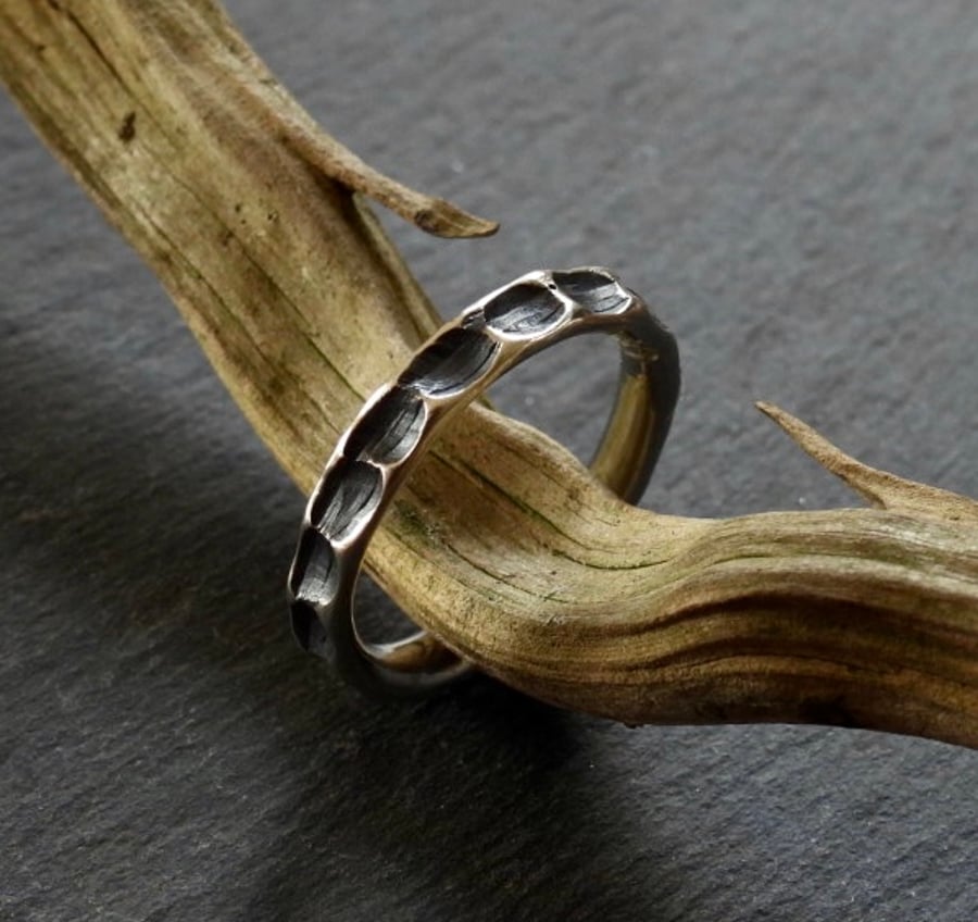 Chunky Dimpled Narrow Band Ring.