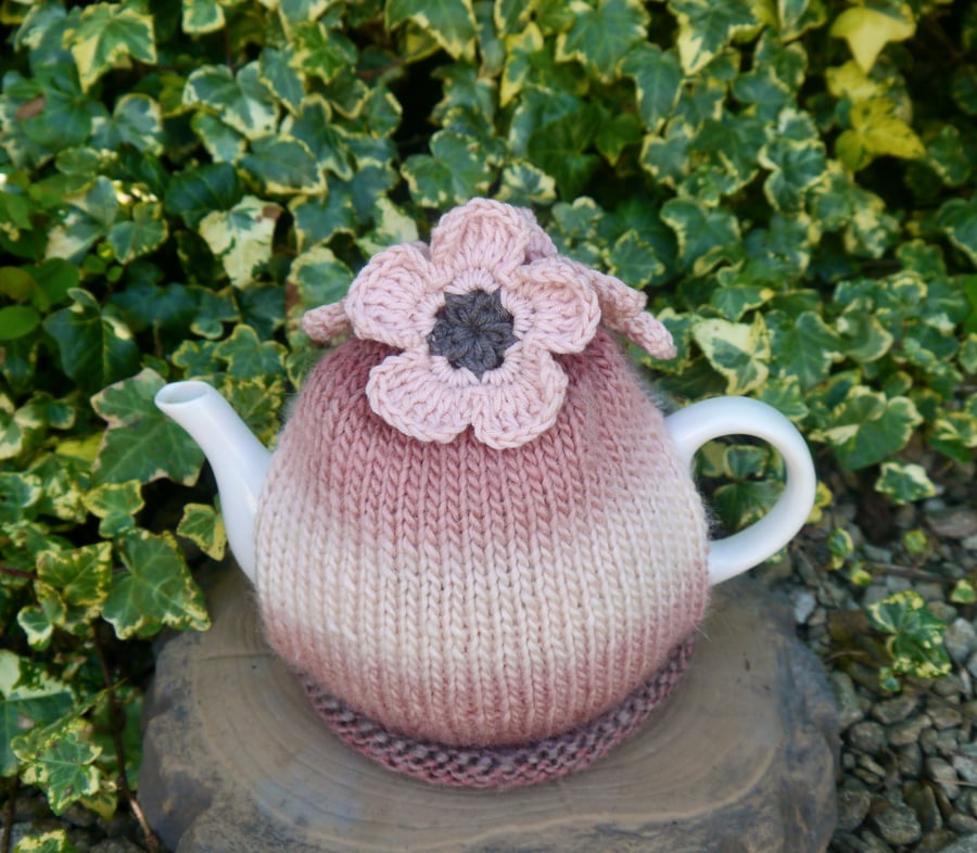 Large Floral Tea Cosy, 8 cup Crochet Flower Tea Cozy