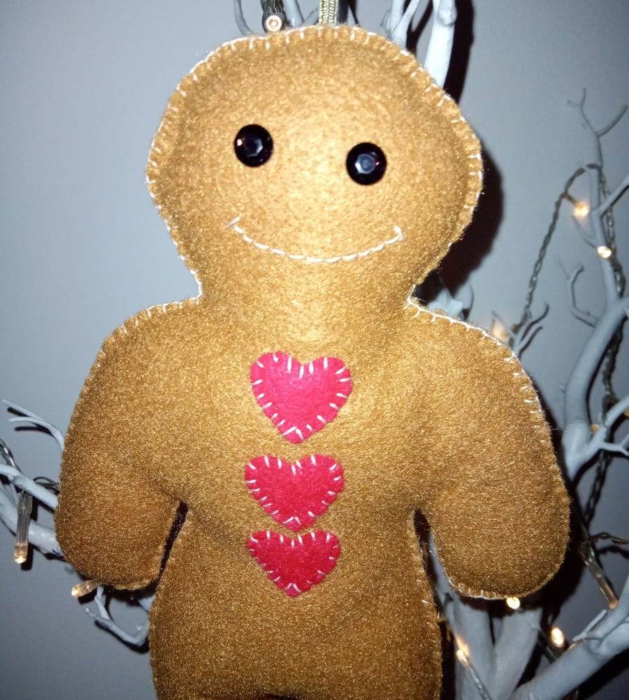 Gingerbread man with lots of heart