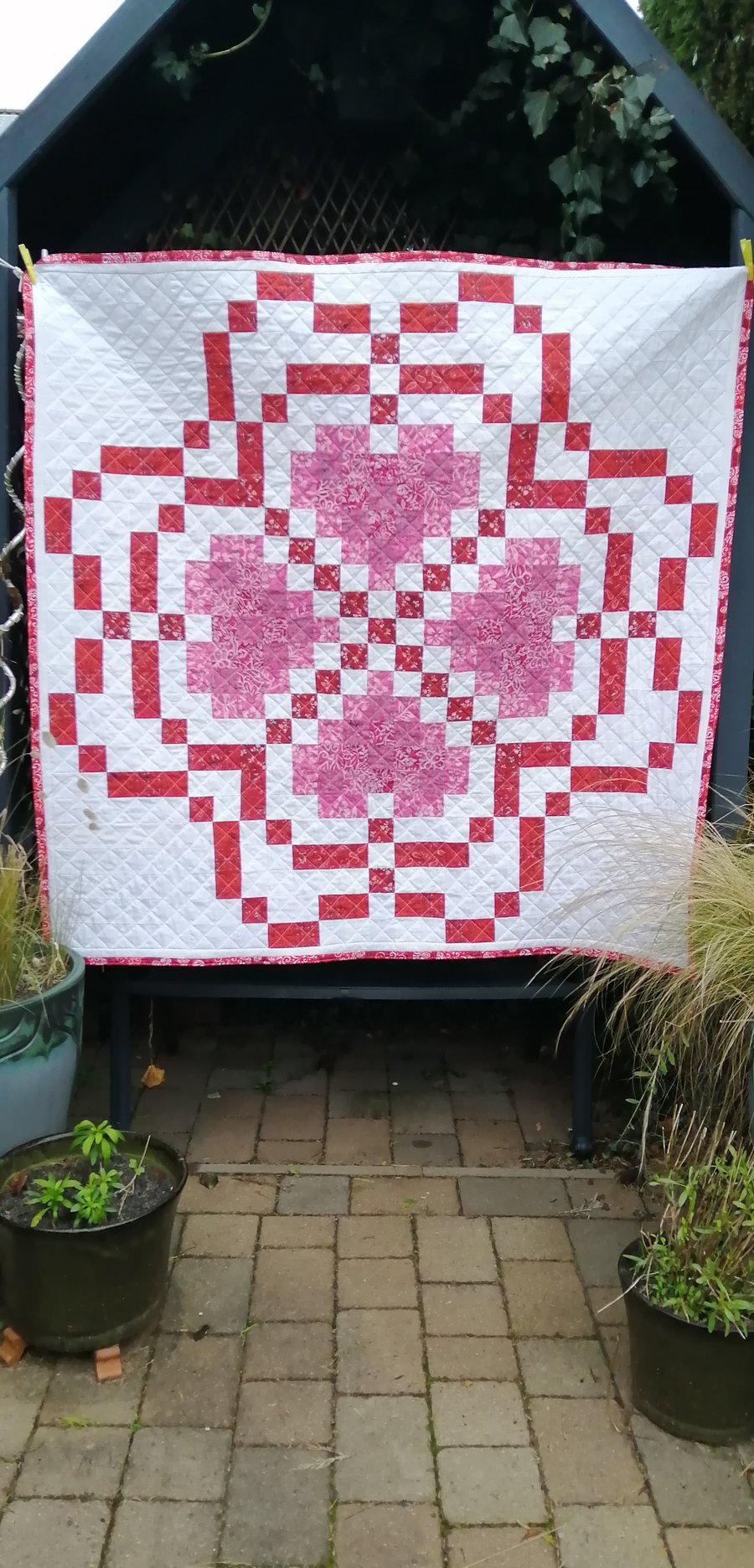 Heart Quilt - Valentine Quilt by Diane Davis 53" square 135cm