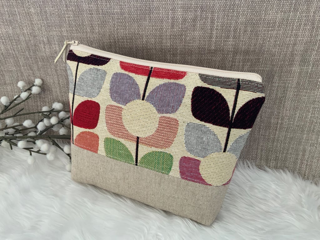 Tapestry Cosmetic Bag, Zipped Purse, Make up Bag, Toiletry Bag