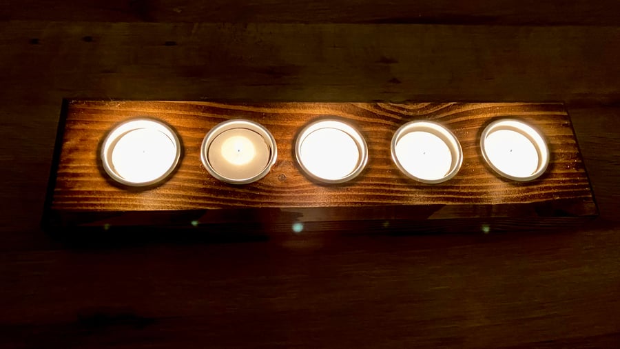 Scots Pine Tea Light Holder - Hand-crafted in the UK 