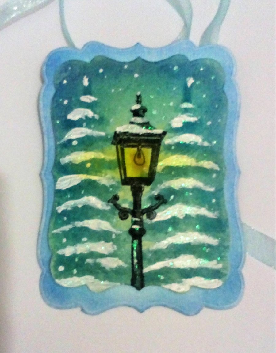 Narnia Lamp Post Card Topper