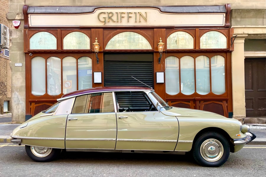 Citroen DS21 Pallas at the Griffin, Glasgow Signed Mounted Print FREE DELIVERY