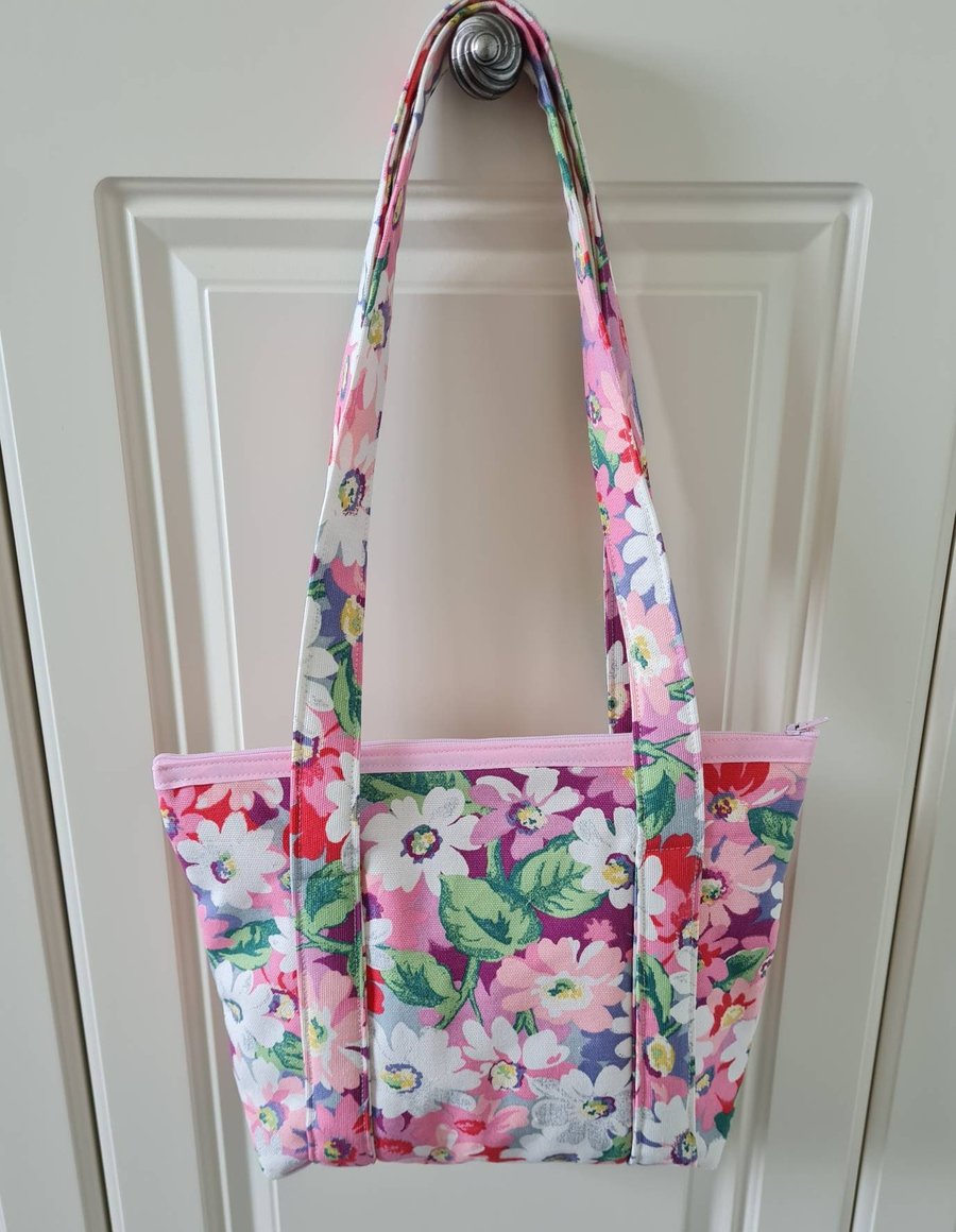 Handbag made in Cath Kidston Painted Daisies fabric