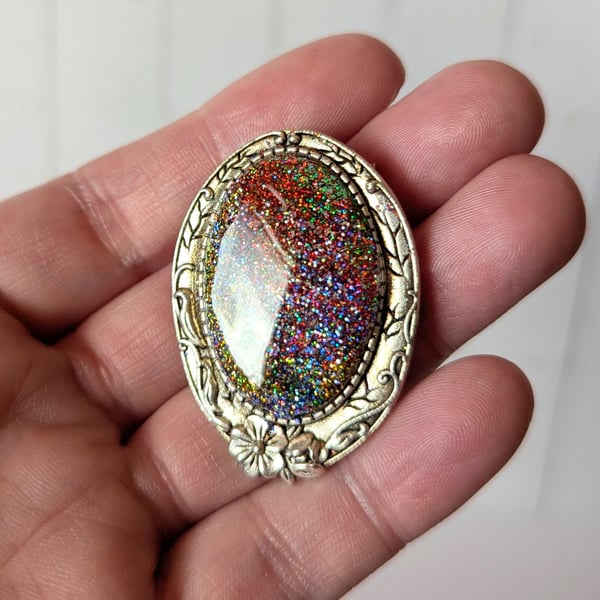 Alloy art nouveau border firestone brooch 